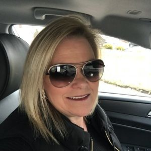 Meet your Posher, Karen